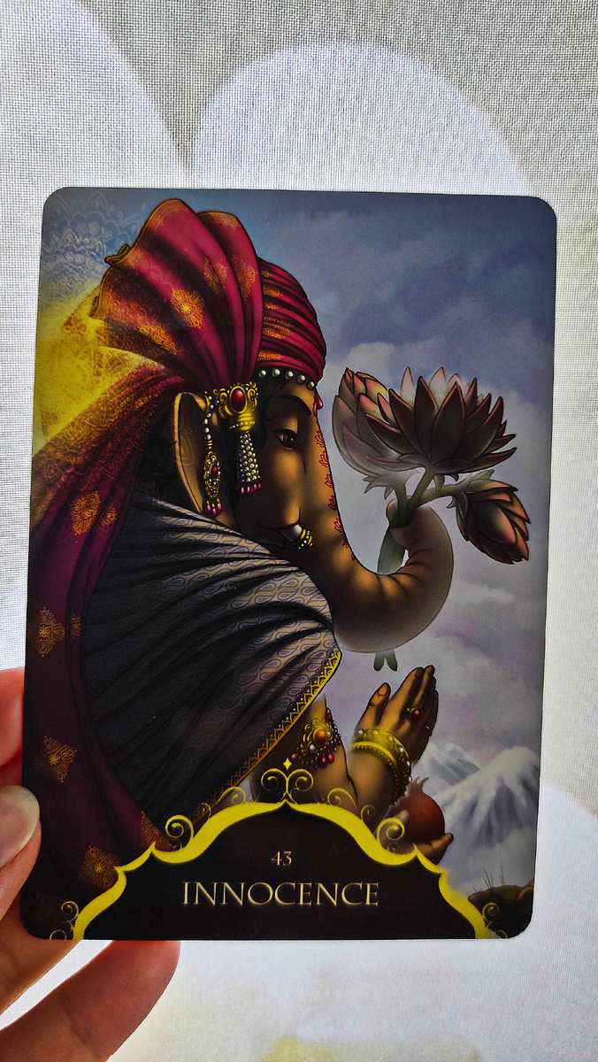 Дорогие друзья! Однажды в руки мне попал оракул Ганеши, индийского Бога. 