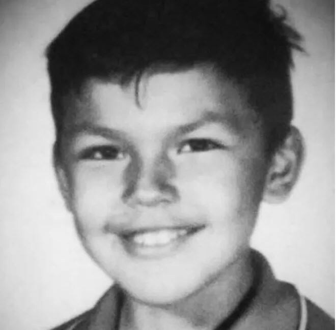 Рамирес в детстве. Будучи мальчишкой, он мечтал стать рок-звездой.