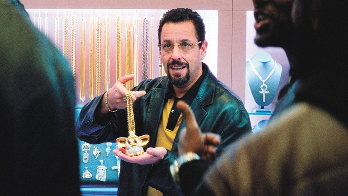 Кадр фильма "Неограненные алмазы"