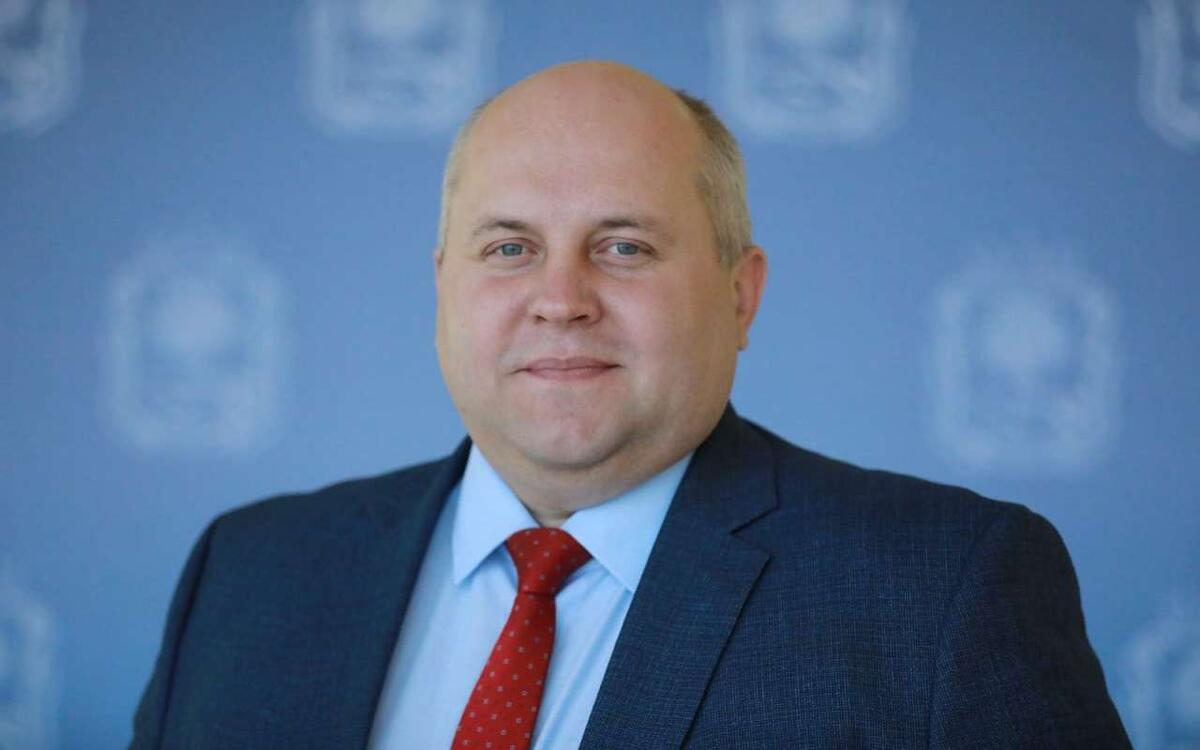    Мэр Ельца Евгений Боровских подал документы на пост бизнес-омбудсмена Липецкой области Фото: Липцекий облсовет