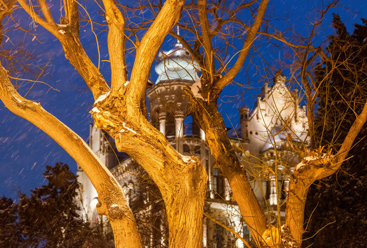 Особняк нефтепромышленника и мецената начала XX века Иса-бека Гаджинского на проспекте Нефтяников