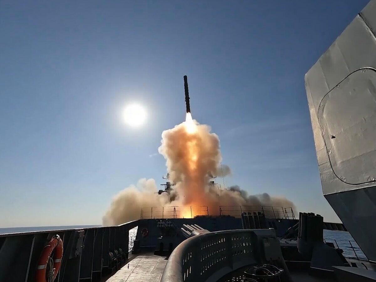    В ходе учений в Средиземном море экипажи фрегатов "Адмирал Горшков" и "Адмирал Головко" выполнили стрельбы гиперзвуковыми ракетами "Циркон"© Минобороны России