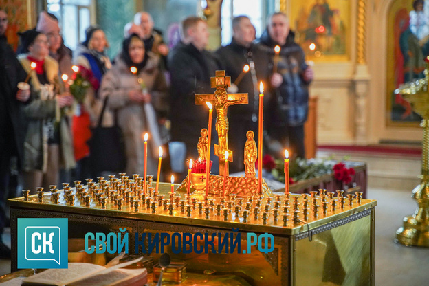    «Жил как рок-н-рольщик и умер как рок-н-рольщик»: в Кирове простились с музыкантом Константином Кремлёвым
