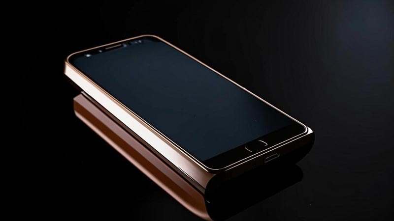    За кражу мобильного телефона - скамья подсудимых