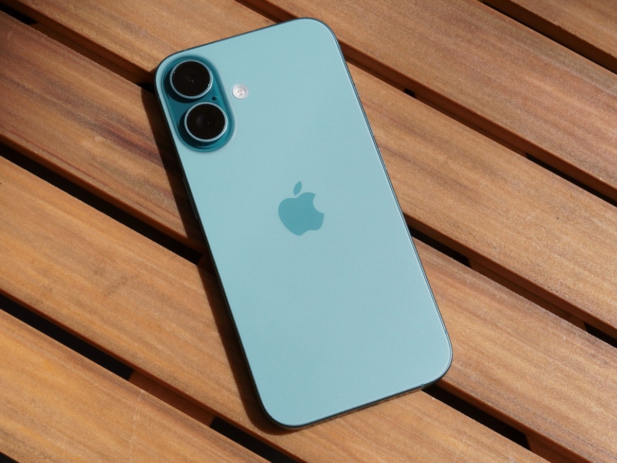    Apple отчиталась о самом успешном квартале в своей истории