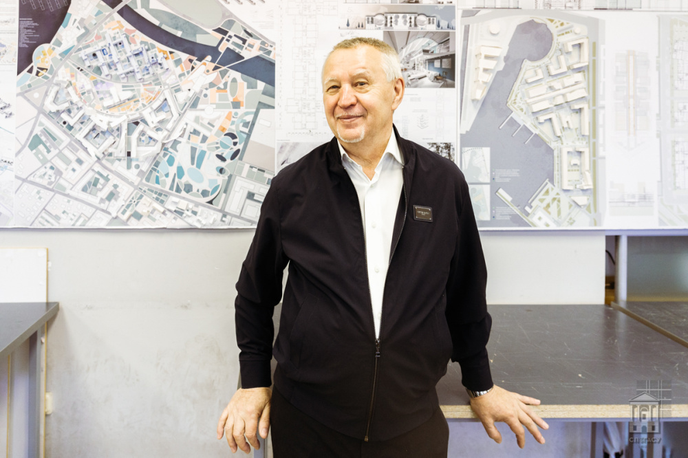 Константин Колодин