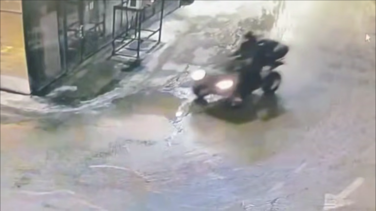    Повредил шлагбаум и сбежал. В Оренбурге задержали водителя квадроцикла Белов Михаил Александрович