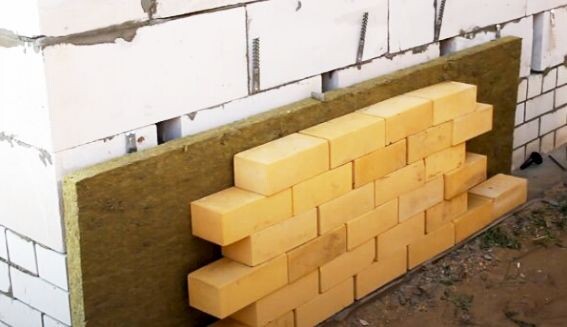 Утепление газоблочной стены под кирпичной облицовкой