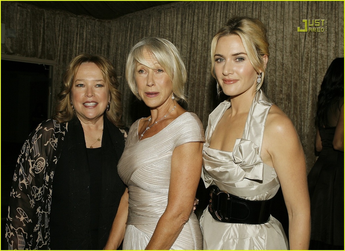 Кэти Бейтс, Хелен Миррен и Кейт Уинслет на церемонии BAFTA/LA Cunard Britannia Awards в ноябре 2007.