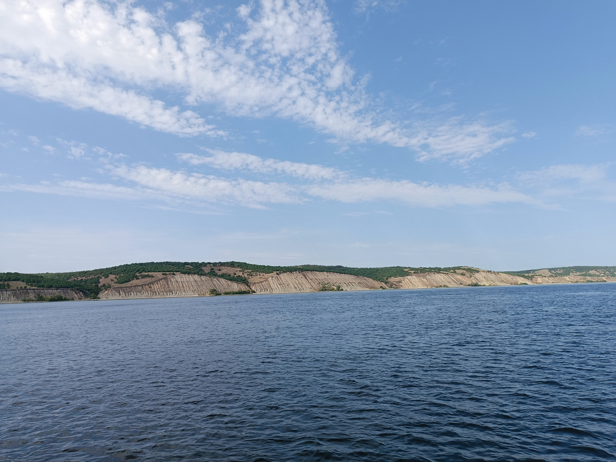 И всё-таки Волга и здесь - широкая!