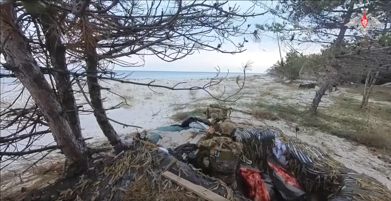    Расчет ПТРК "Корнет" пуском управляемой ракеты с побережья Кинбурнской косы уничтожил вражеский пункт управления БПЛА. Фото: Минообороны РФ