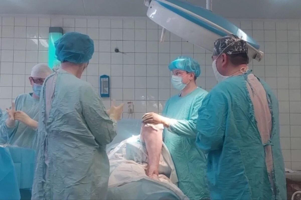    В Первоуральске впервые сделали эндопротезирование коленного сустава