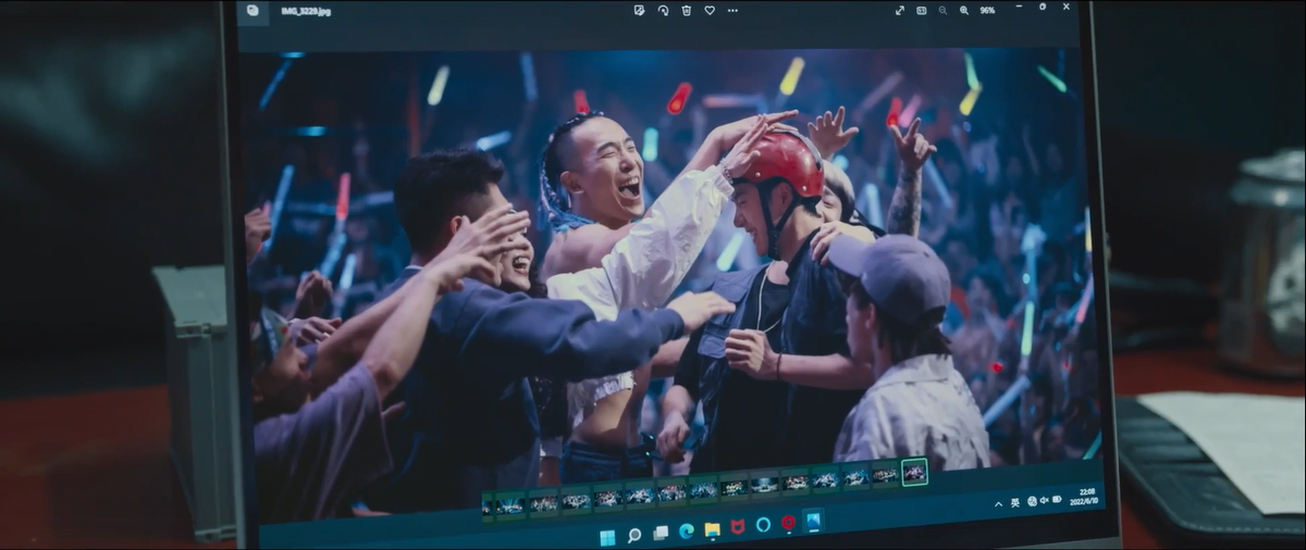 Кадр из фильма "Шаг к мечте: раз и навсегда"