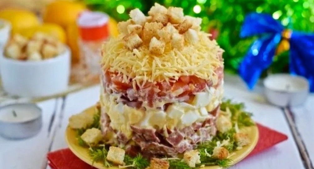 Удачные рецепты мясных салатов. Варианты новые, но проверенные.