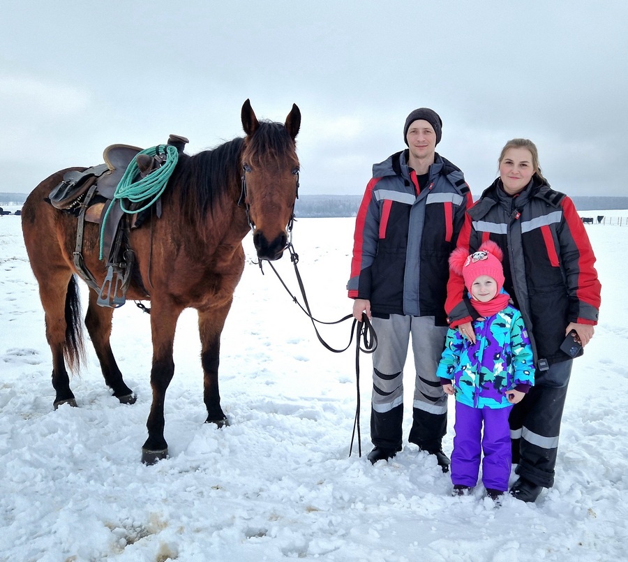    В «Мираторге» в этом году появилось почти 50 новых семей, где оба супруга работают в агрохолдинге. Таких пар обязательно станет больше, ведь российская молодежь все чаще выбирает для себя аграрные профессии, которые являются востребованными и выгодными