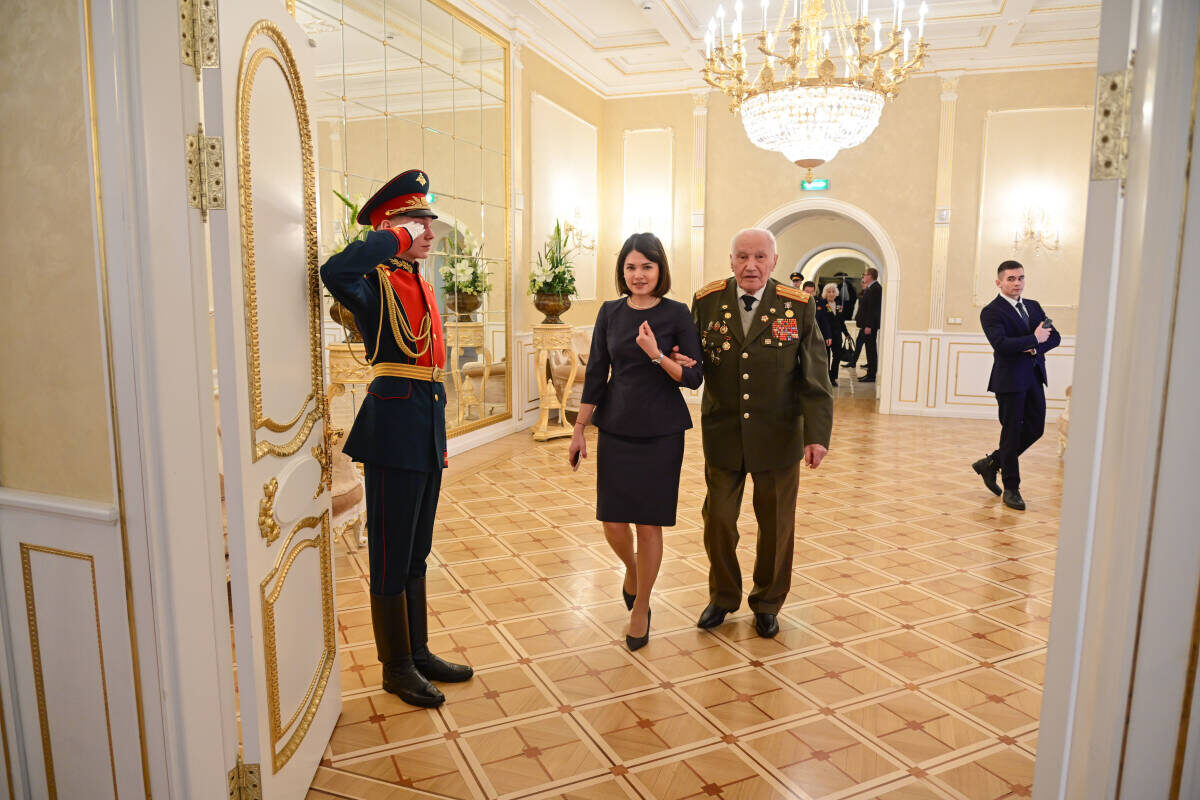 ​Ветераны пришли на торжественную встречу в сопровождении близких и родственниковФото: rais.tatarstan.ru