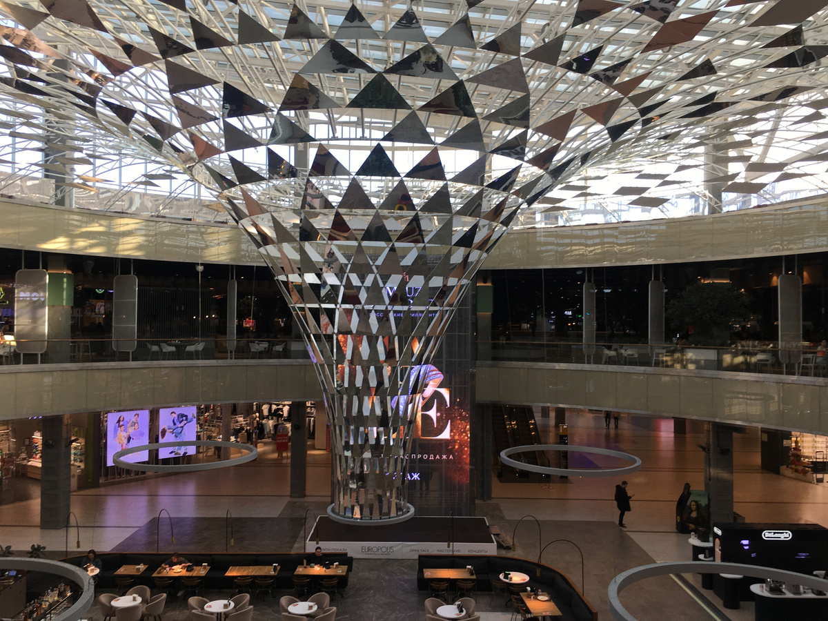 В центре торгового комплекса