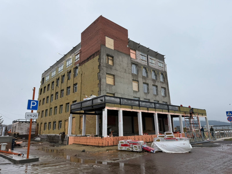    Глава Сортавалы показал новое здание-достопримечательностьсоцсеть Сергея Крупина