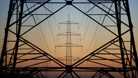    В Москве и Подмосковье выявили более 400 тысяч нелегальных оптоволоконных кабелей на ЛЭП Богдан Герцен