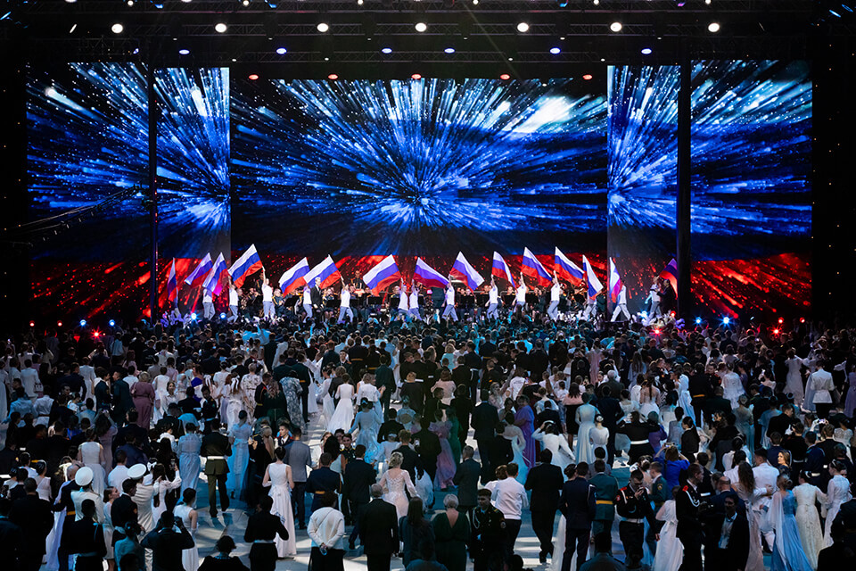 Выступление SHAMAN с коллективом Международной Кремлёвской школы талантов МБКБSCHOOL