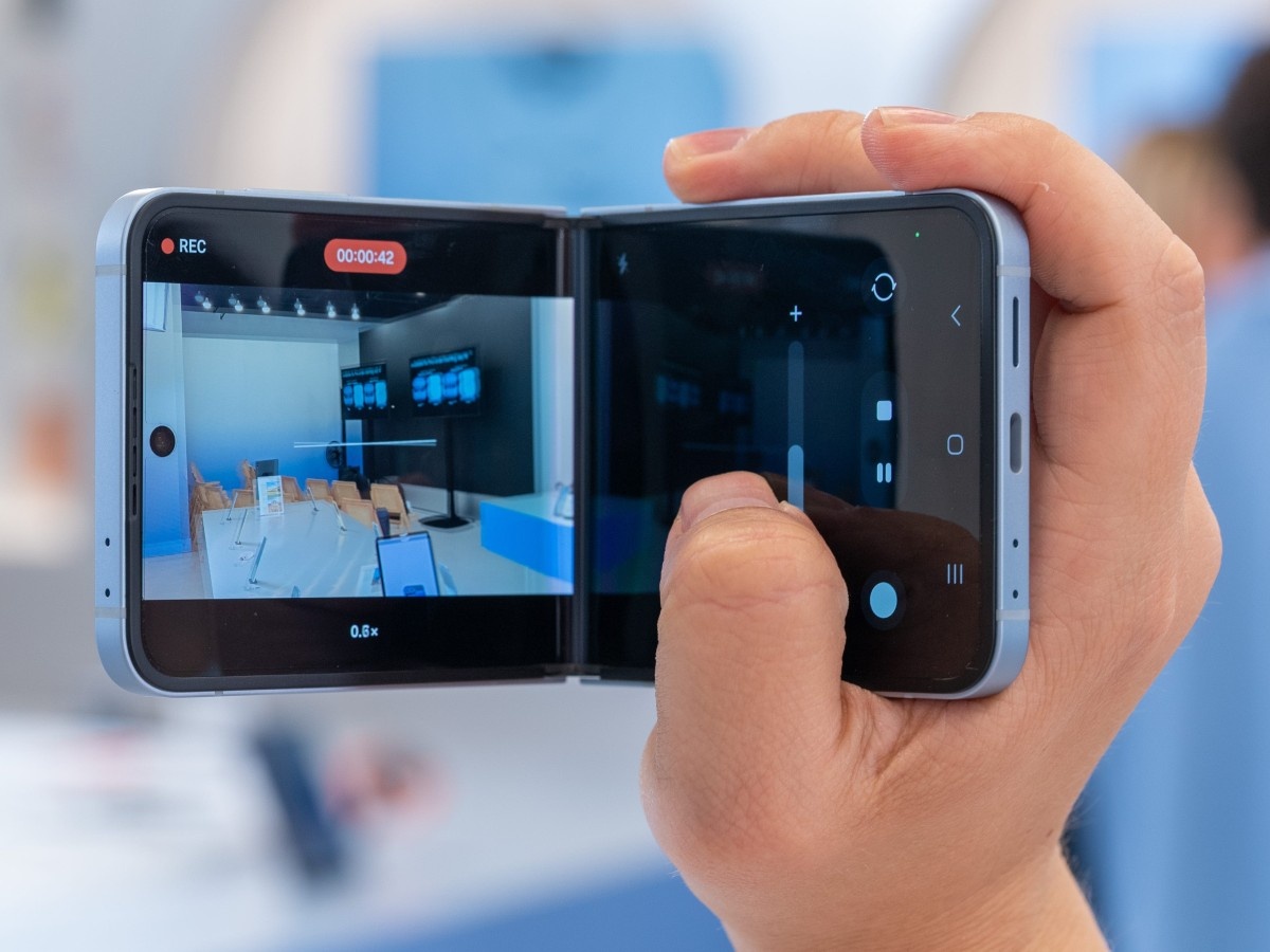    Инсайды #3581: раскладушки Galaxy Z, Honor Pad X9a и флагманский смарт-ТВ HUAWEI