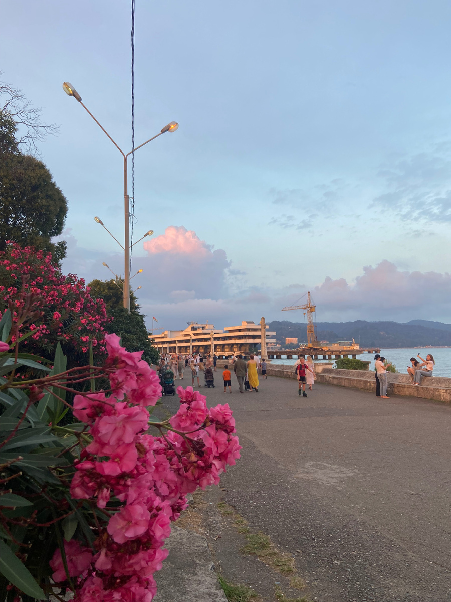 Набережная Диоскуров 