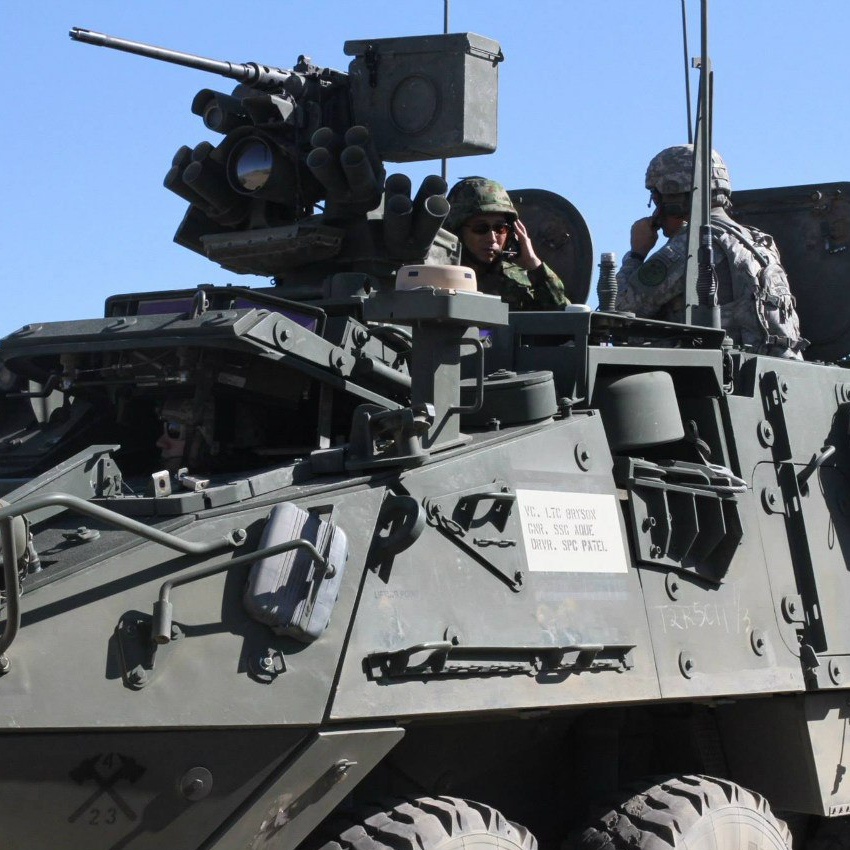 Командиры БТР и десантного отделения.