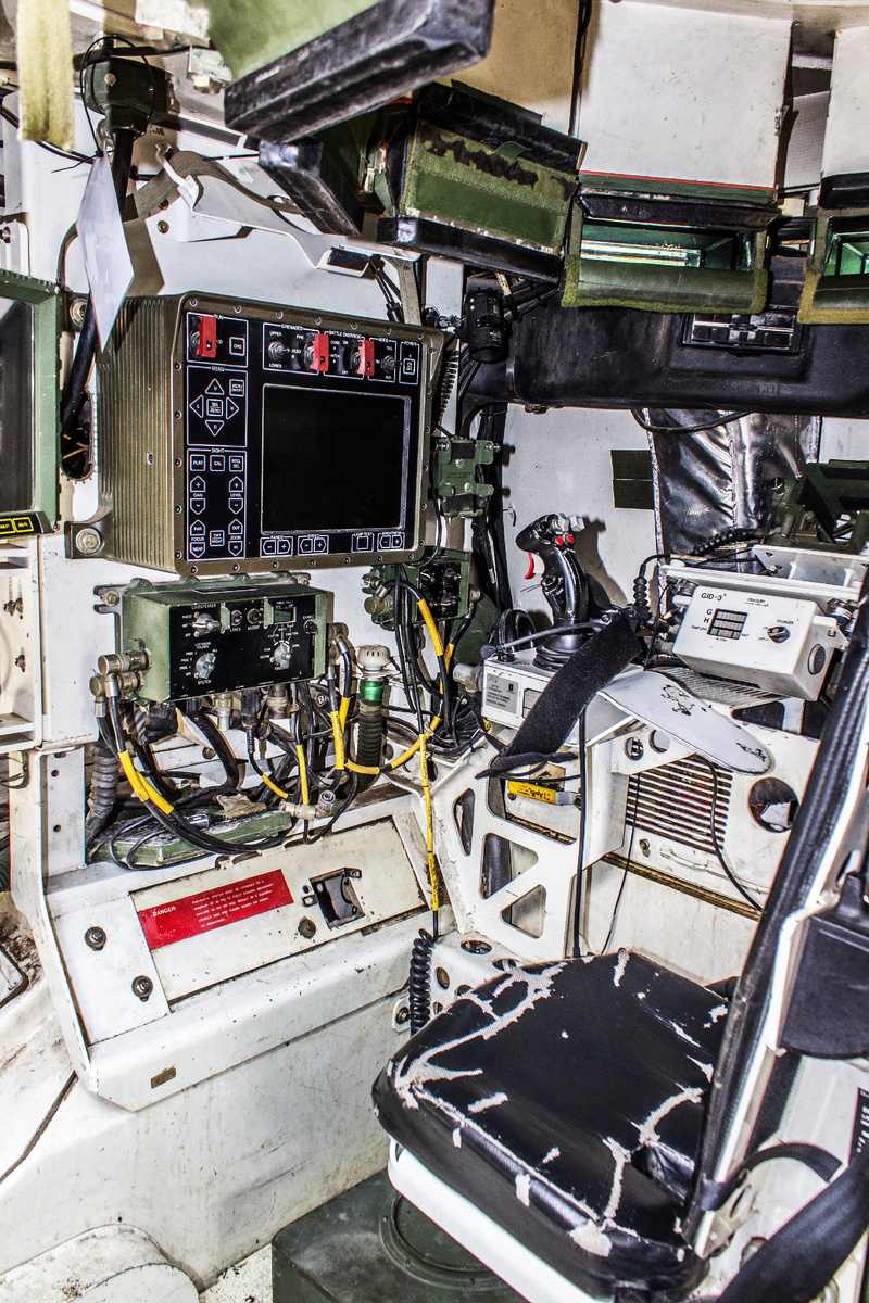 Рабочее место командира БТР. Фото: valka.cz