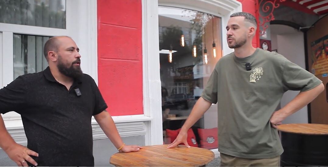 найди 10 отличий