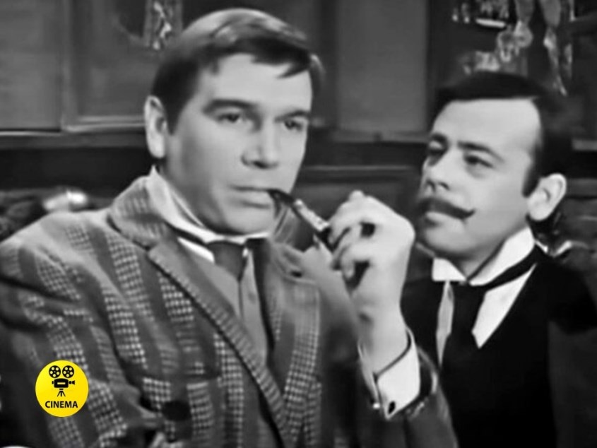 Николай Волков в роли Шерлока Холмса.