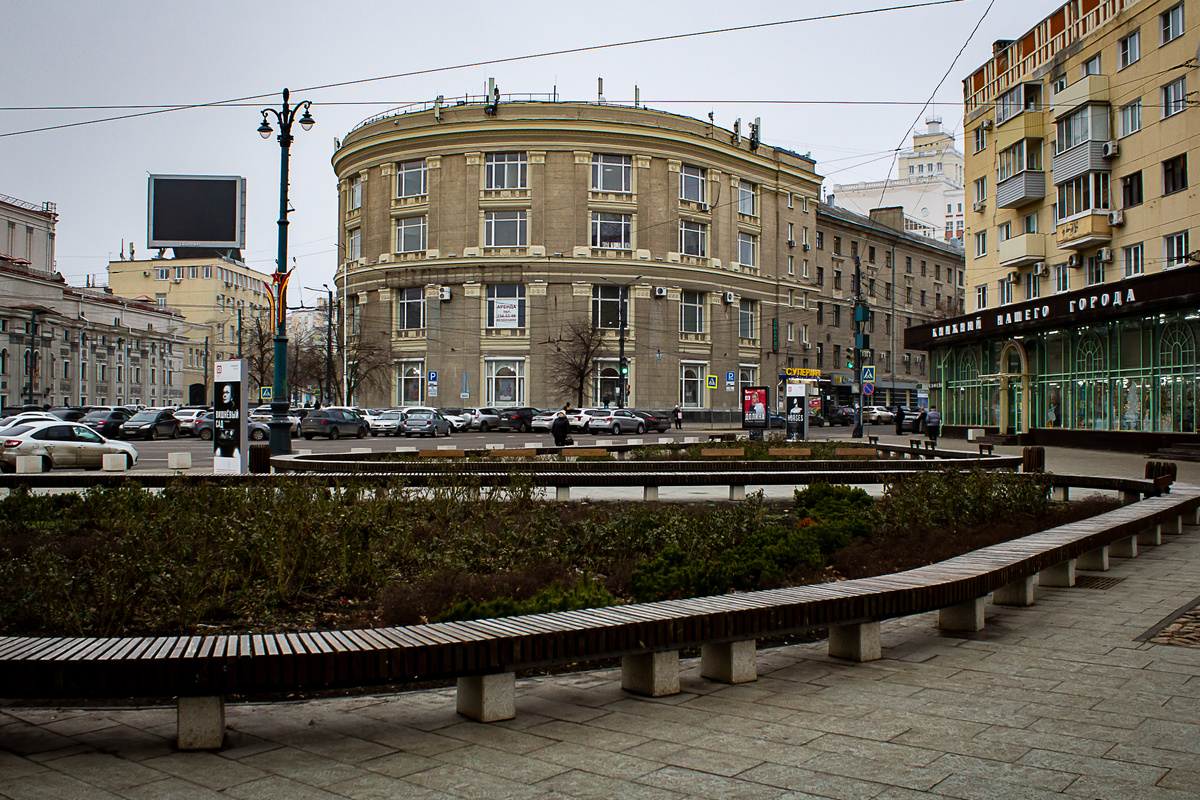 Площадь Никитина