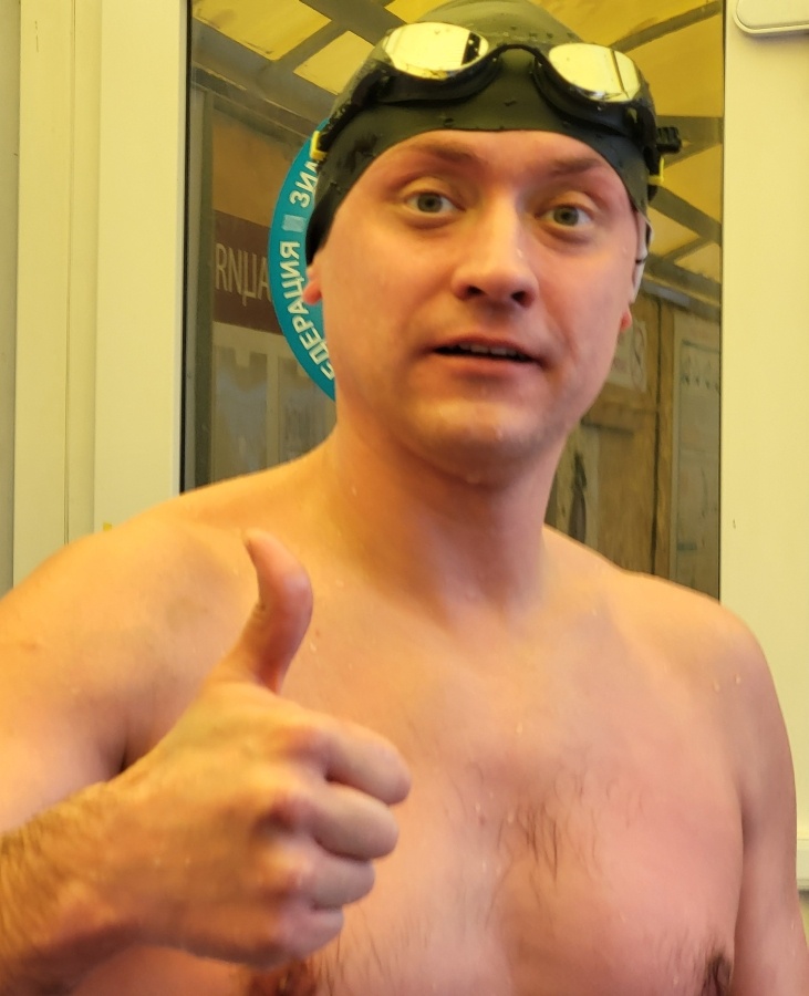 Чемпион области по плаванию на 200 метров брассом Андрей Гребешков