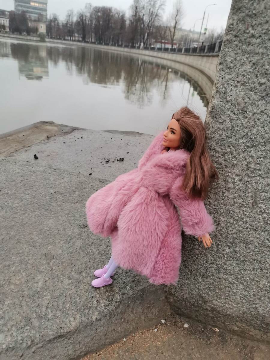 Айнура на набережной