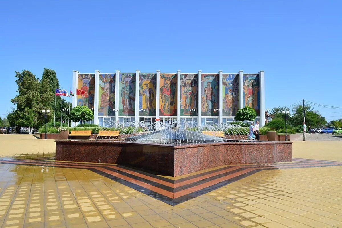 Тимашевский музей – единственный в России, посвященный героической судьбе одной семьи – Епистинии Федоровны и Михаила Николаевича Степановых.
Фото: Тимашевский музей семьи Cтепановых