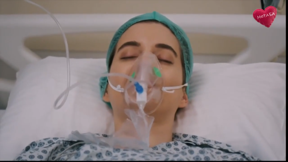 Суна в реанимации. Стоп-кадр. Сериал "Зимородок", 92 серия