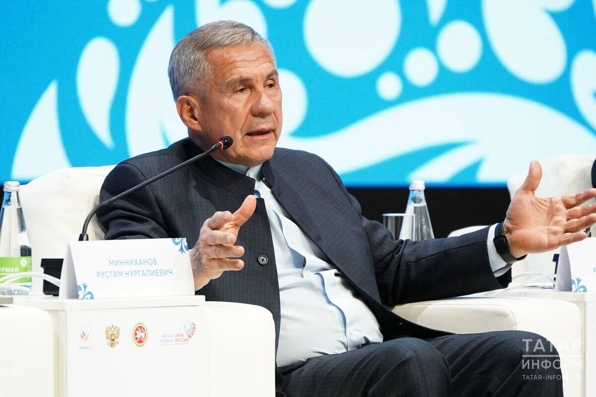 ​Главное в благоустройстве общественных пространств – это собрать хорошую команду, уверен Минниханов. Фото: © Салават Камалетдинов / «Татар-информ»