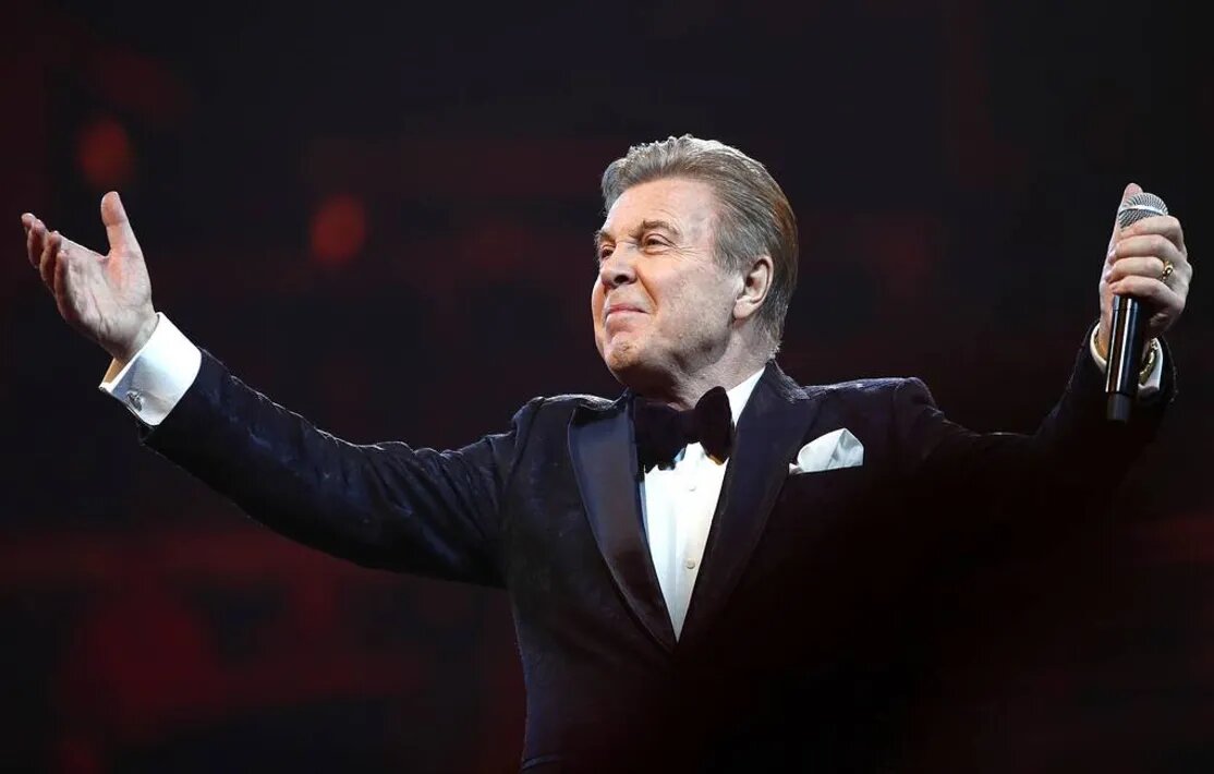 Лев Лещенко