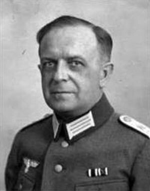 Теодор фон Хиппель (19 января 1890 — 1 января 1977) — кадровый офицер немецкой армии, подполковник, сотрудник немецкой разведки
