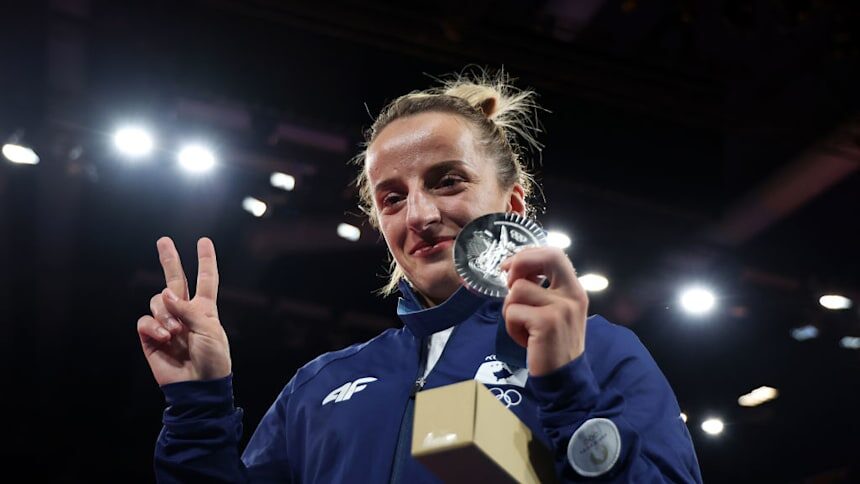 В турнире примет участие Дистрия Красничи, завоевавшая золото Олимпийских игр-2020 в категории до 48 кг и олимпийское серебро в Париже в категории до 52 кг (Michael Reaves/Getty Images)