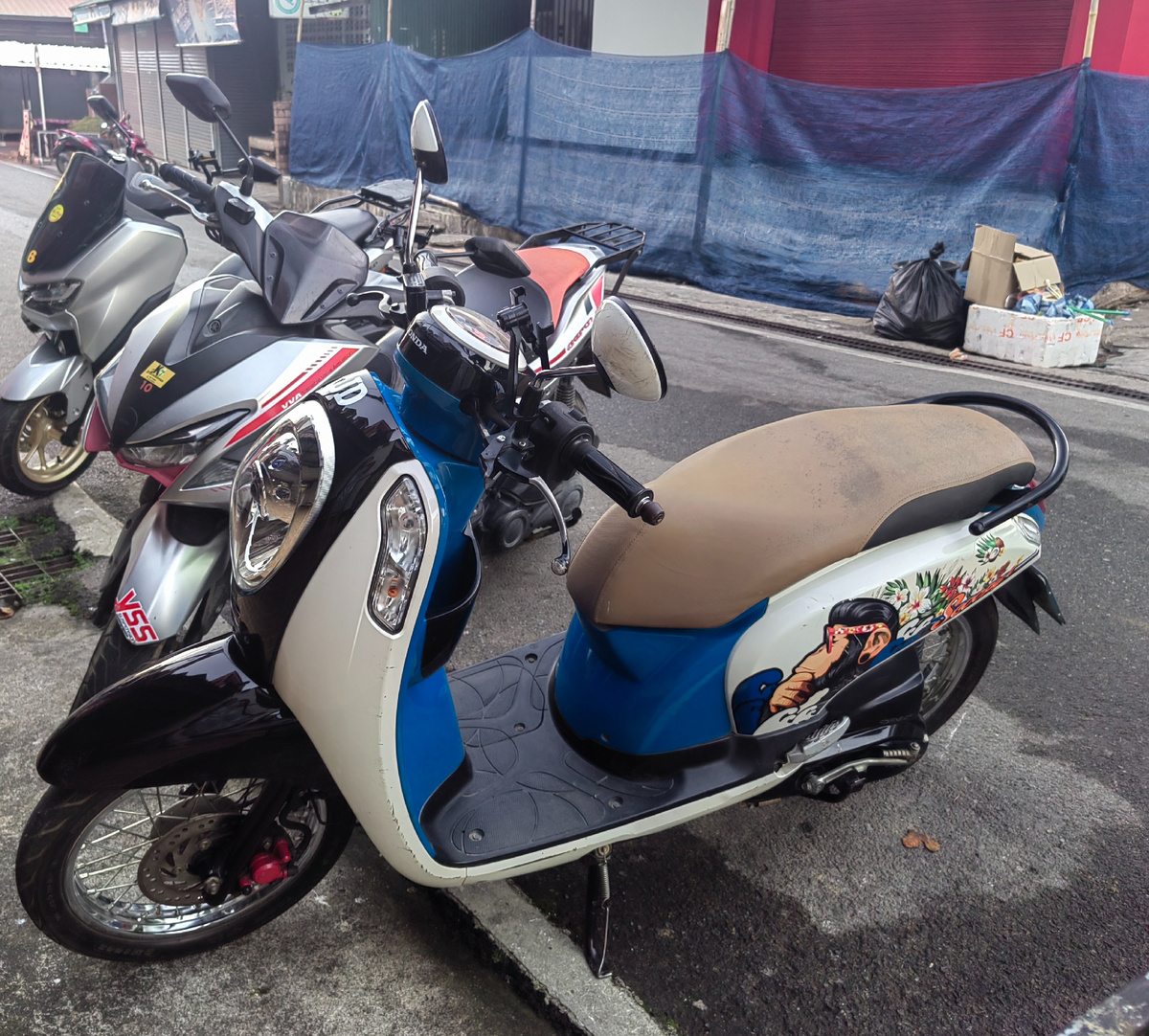 Мой первый байк со свеженькими правами. 