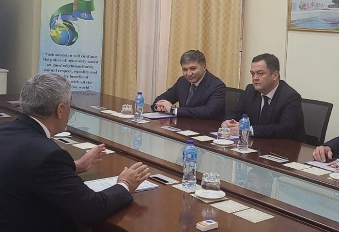 Встреча Посла Туркменистана в Пакистане Атаджана Мовламова с дипломатами Азербайджана, Казахстана, Кыргызстана и Узбекистана, 30 января, 2025 г., Исламабад (Фото: Посол Туркменистана в Пакистане)