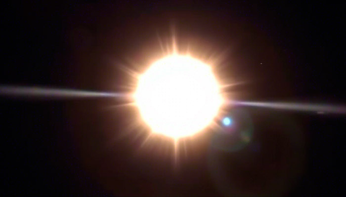 Ученые утверждают, что к 2030 году солнечная активность может снизиться на 60%. Фото: qwenlm.ai