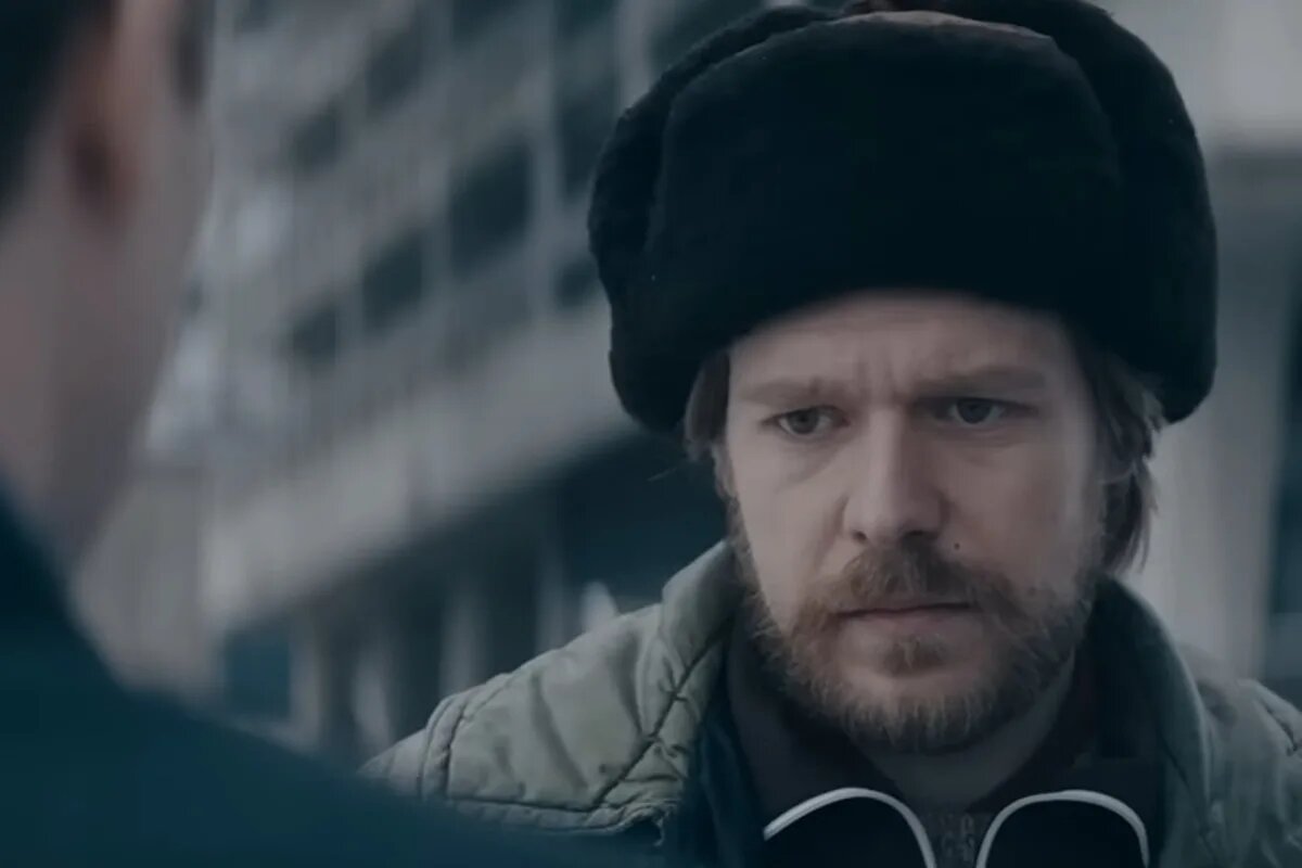 В сериале "Тетрис"