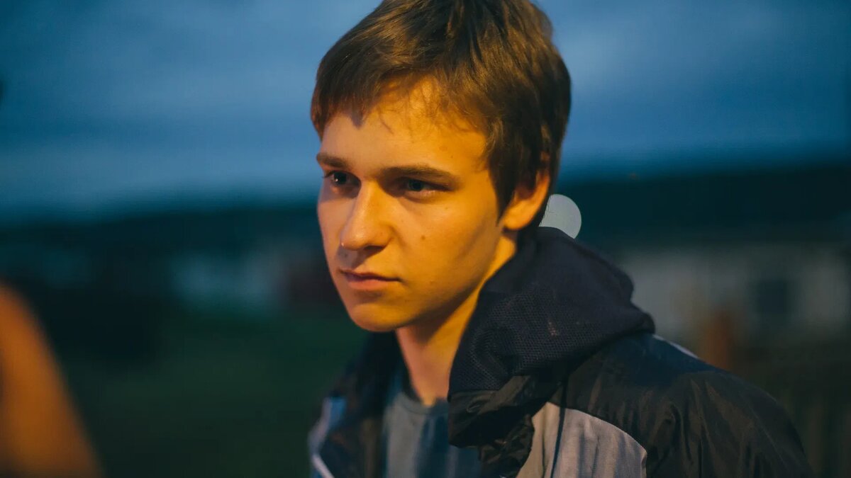 В фильме "Кончится лето" (2023)