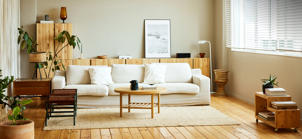 Интерьер в стиле мидсенчури модерн (фото: tinkoffjournal.ru)