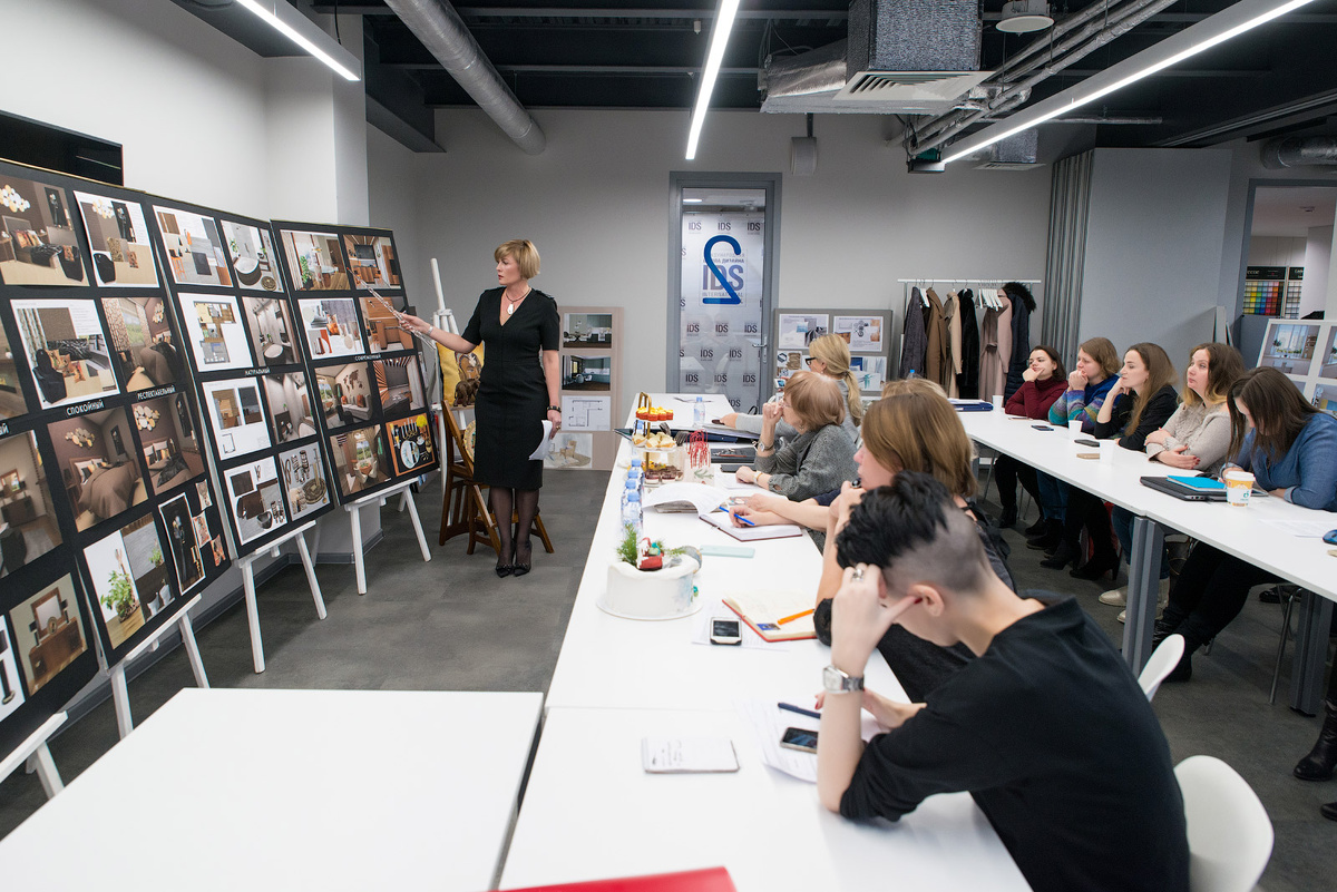    Мой путь от МХПИ к преподаванию и дизайну