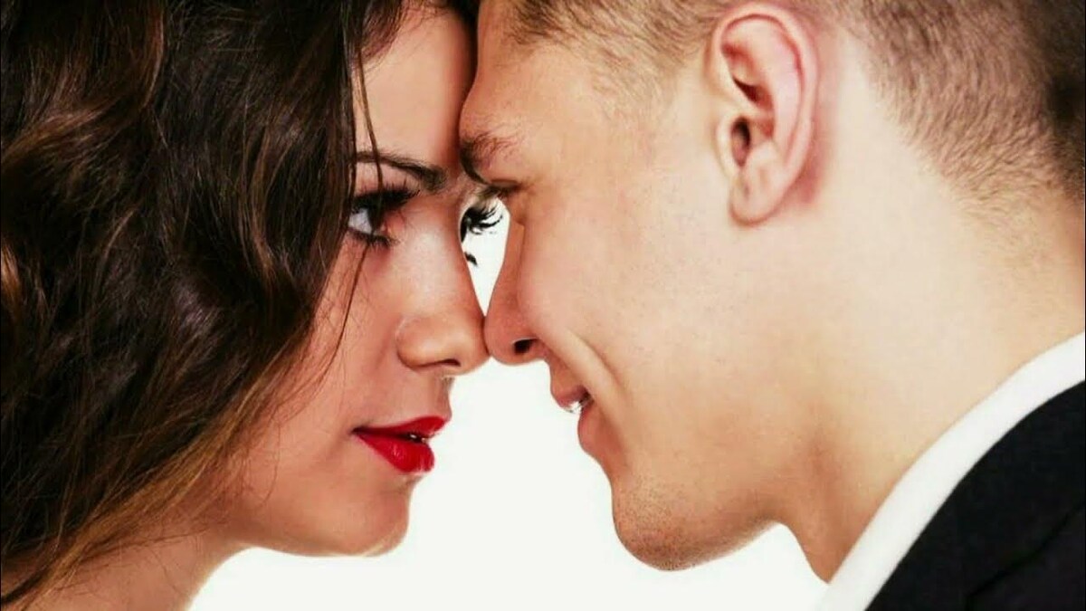 Не просто восхищается им, а реально уважает