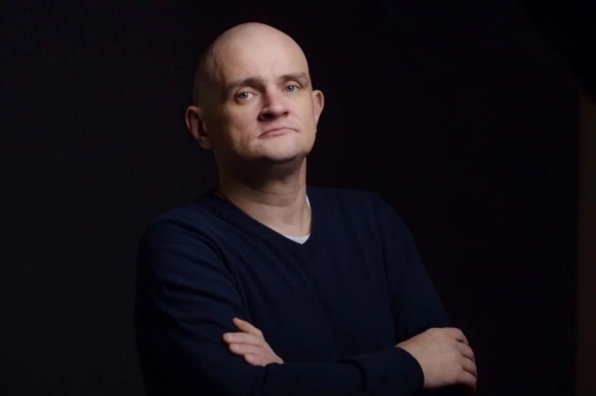    Актер из «Папиных дочек» Фролов опроверг информацию о проблемах с ногами