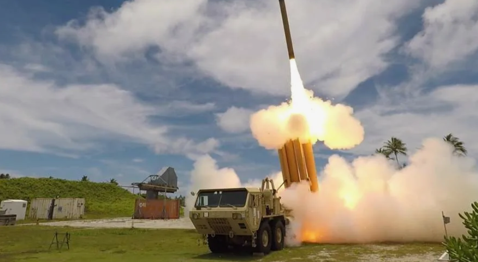 Описывая эффективность THAAD военные справочники мира дают такую противоречивую и спонтанную информацию, что есть твердое ощущение, что комплекс вообще ничего не сбивал в боевой обстановке. Фото Армия США