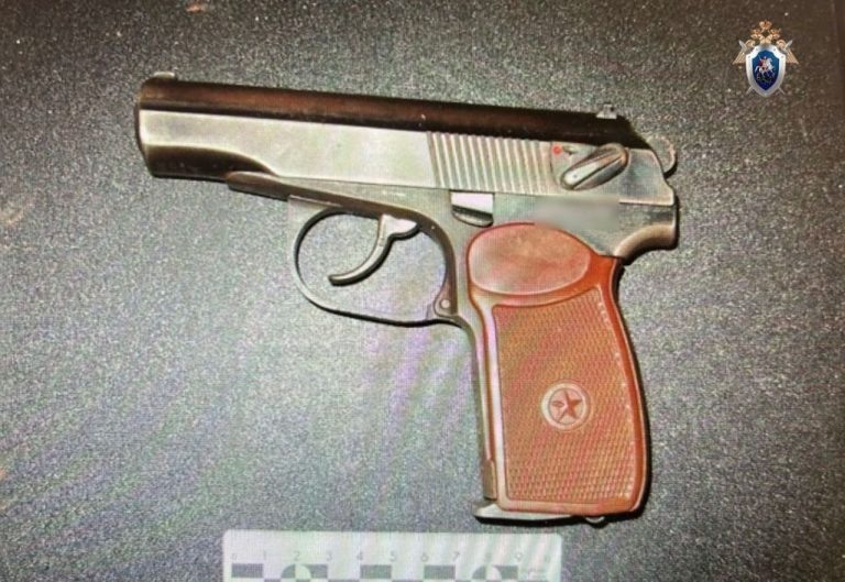    Житель Орска угрожал полицейским пневматическим пистолетом   «О»